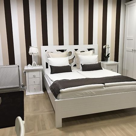 Lux New White Apartment Νόβι Σαντ Εξωτερικό φωτογραφία