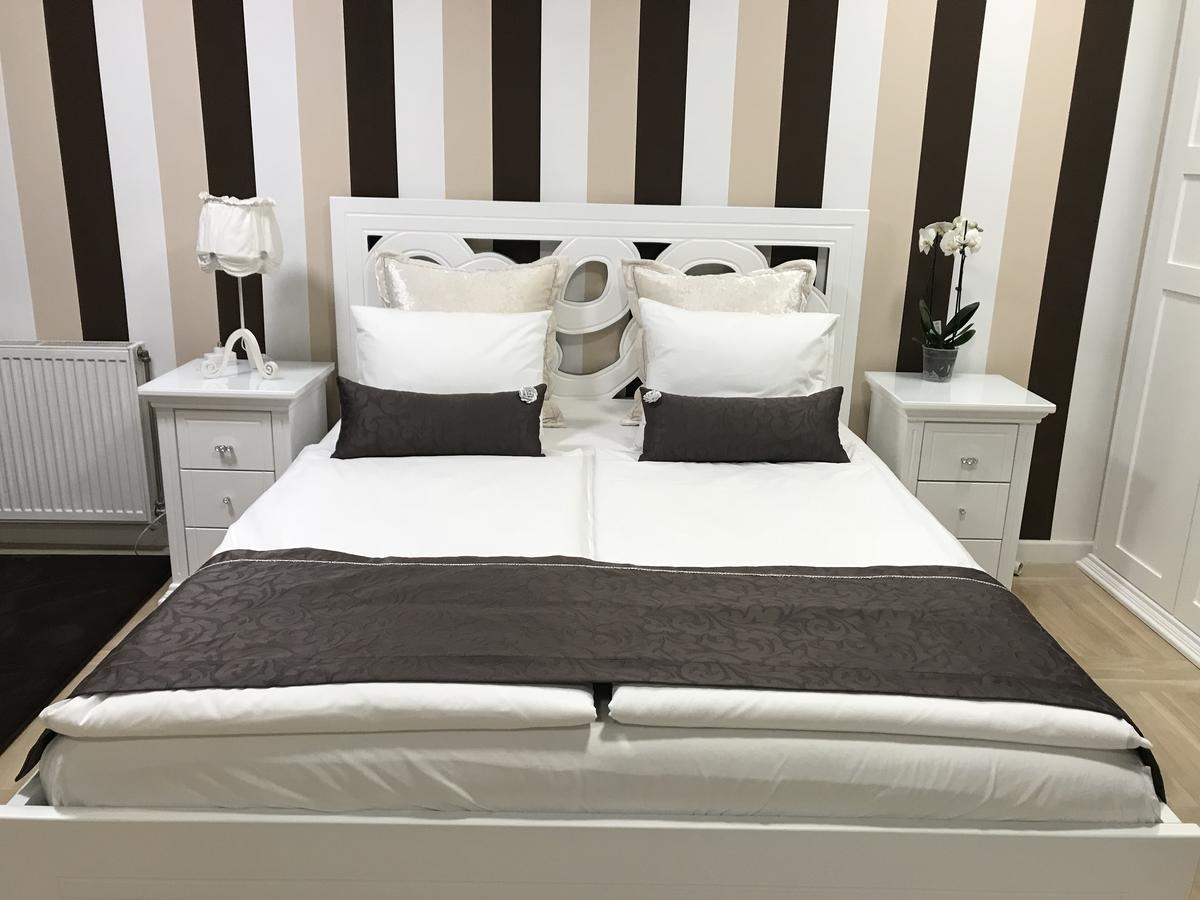 Lux New White Apartment Νόβι Σαντ Εξωτερικό φωτογραφία